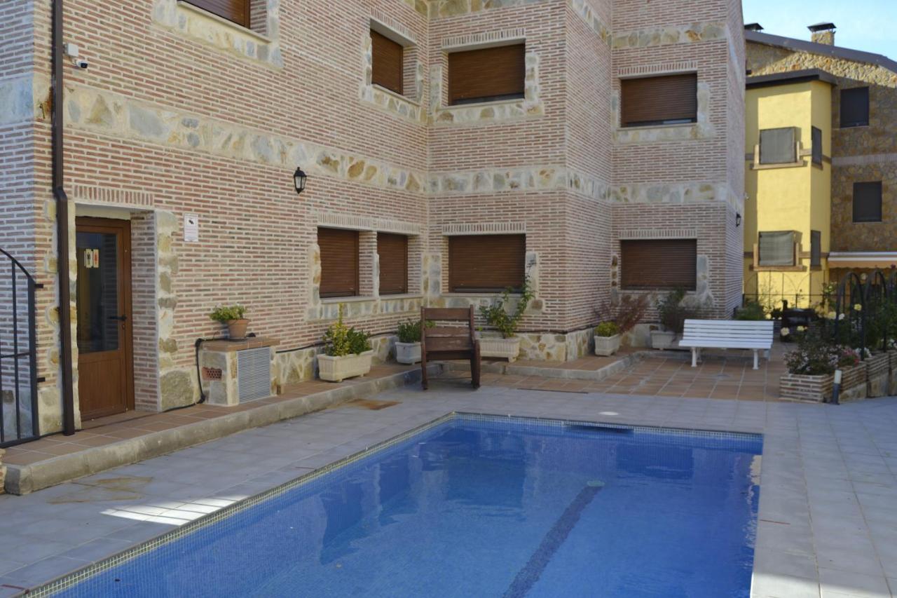 Aldea del Fresno Apartamentos "Casa Rural De Aldea" מראה חיצוני תמונה