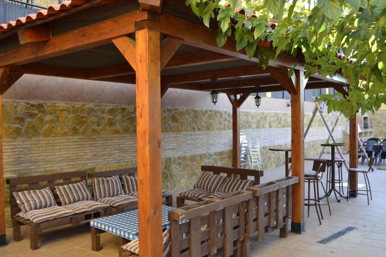 Aldea del Fresno Apartamentos "Casa Rural De Aldea" מראה חיצוני תמונה