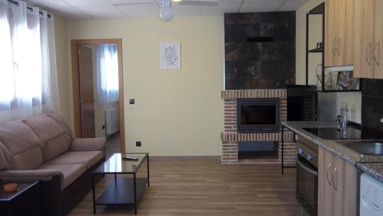 Aldea del Fresno Apartamentos "Casa Rural De Aldea" מראה חיצוני תמונה