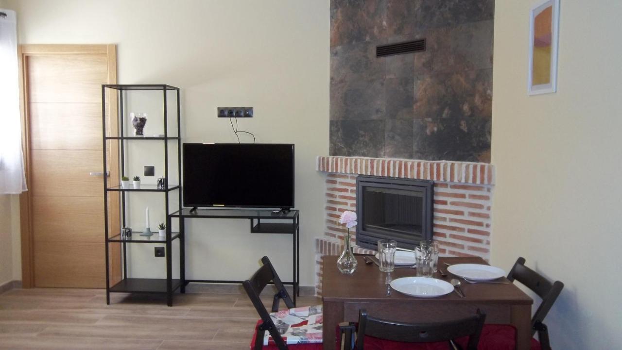 Aldea del Fresno Apartamentos "Casa Rural De Aldea" מראה חיצוני תמונה